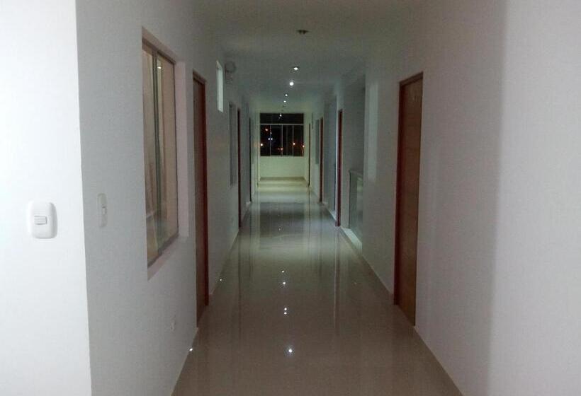 Pension Antares Paracas