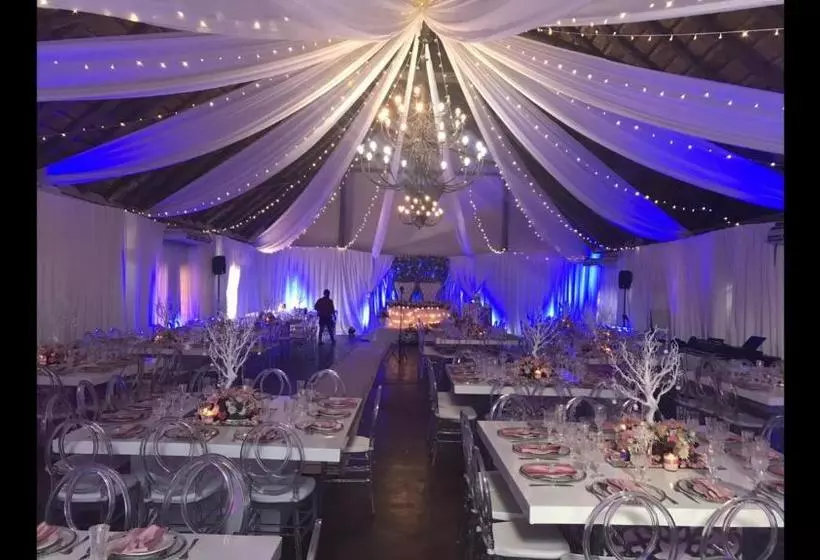 ホテル Amble Inn Guest House