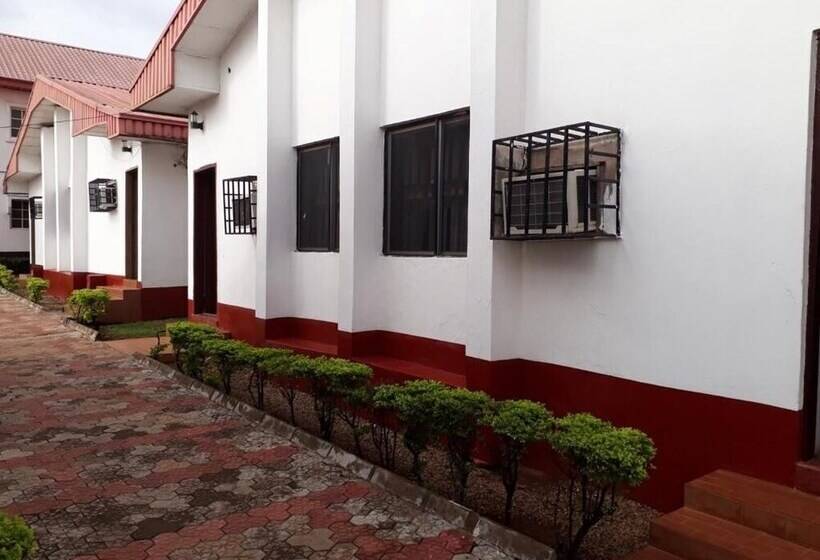 Filbon Hotel & Gardens