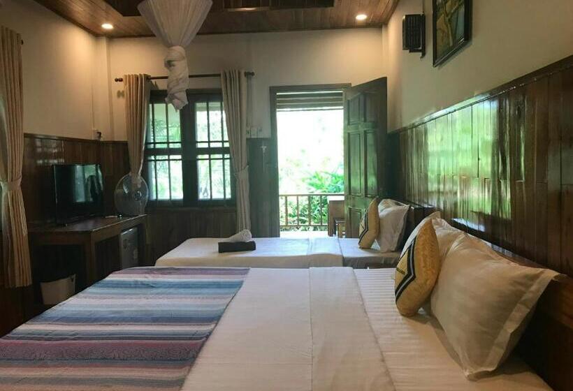 تختخواب و صبحانه Phu Quoc Pomelo Garden