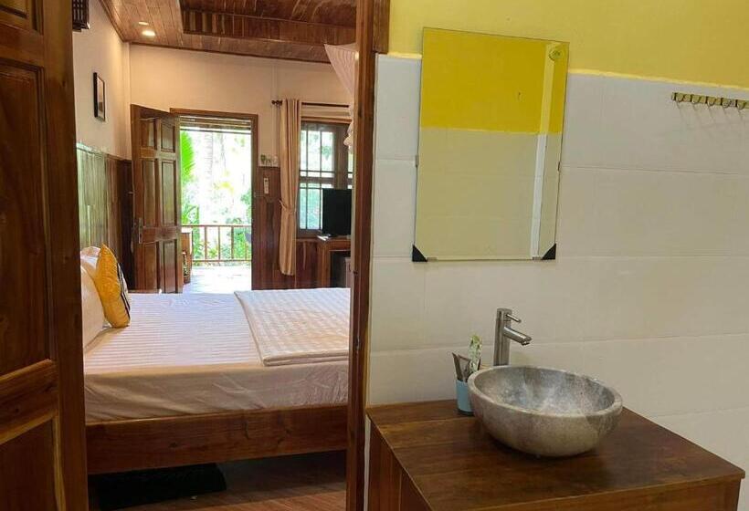 تختخواب و صبحانه Phu Quoc Pomelo Garden