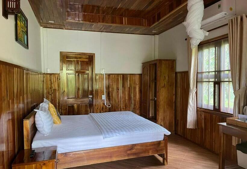 تختخواب و صبحانه Phu Quoc Pomelo Garden