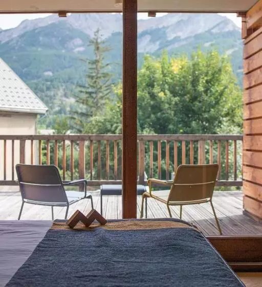 Hotelli Hôtel Restaurant Le Monêtier