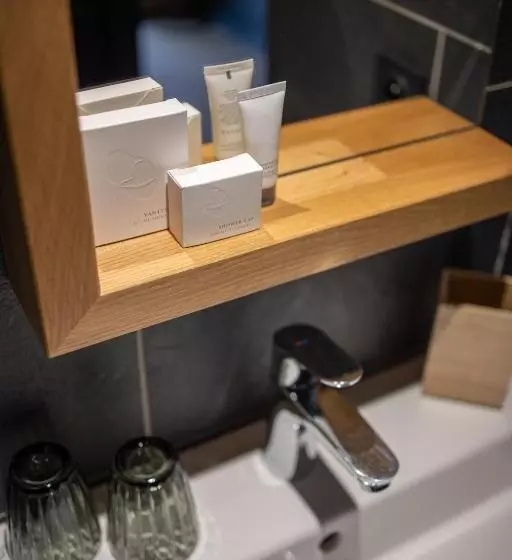 Hotelli Hôtel Restaurant Le Monêtier