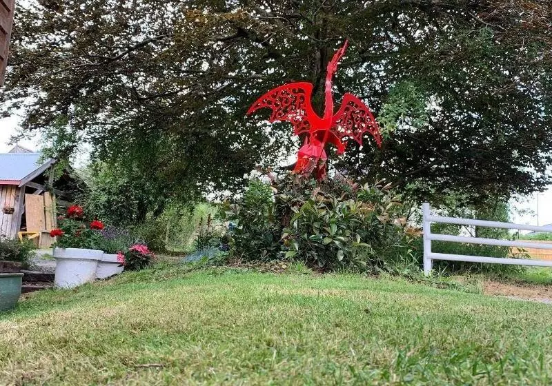 Pontyclerc Farm House Bed And Breakfast