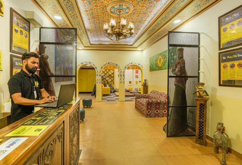 The Hosteller Jaipur