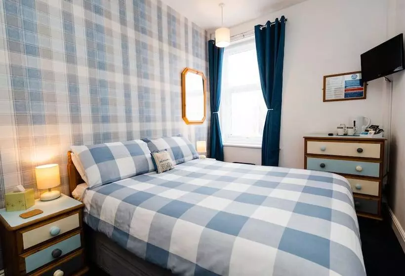 تختخواب و صبحانه Kenways Guest House