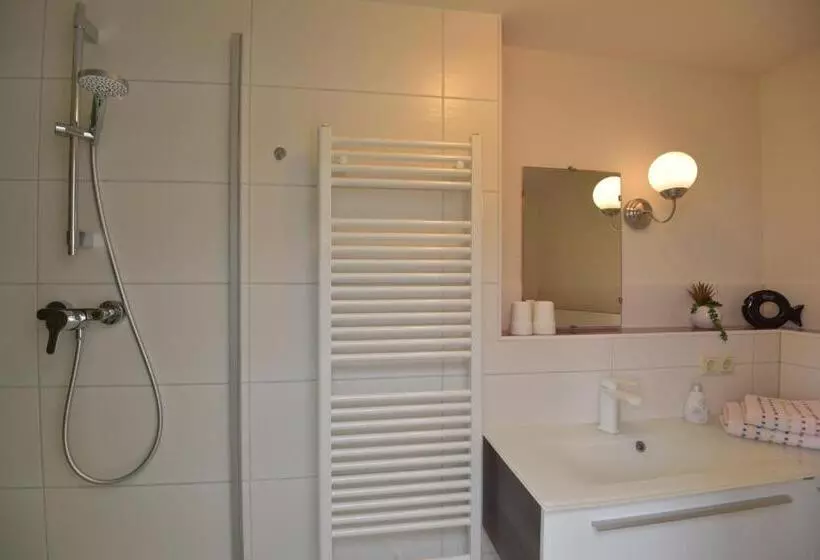 Aamiaismajoitus (B&B) Parkhotel Ebersdorf