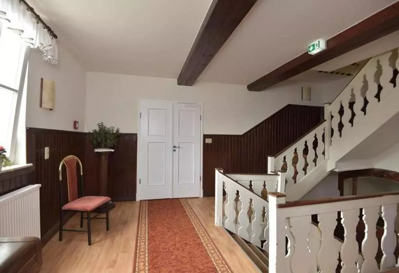Aamiaismajoitus (B&B) Parkhotel Ebersdorf