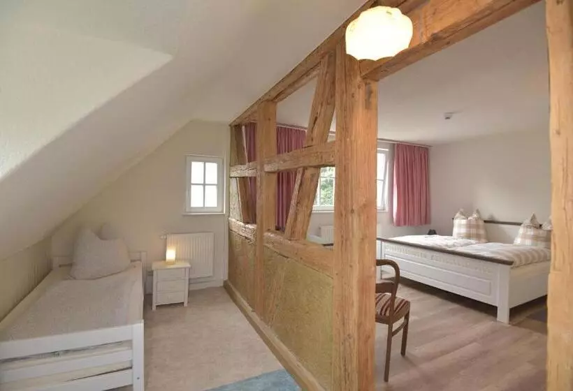 Aamiaismajoitus (B&B) Parkhotel Ebersdorf