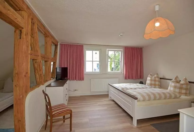 Aamiaismajoitus (B&B) Parkhotel Ebersdorf