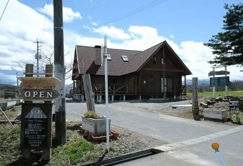 ベッドアンドブレックファースト Pension Kamifuji