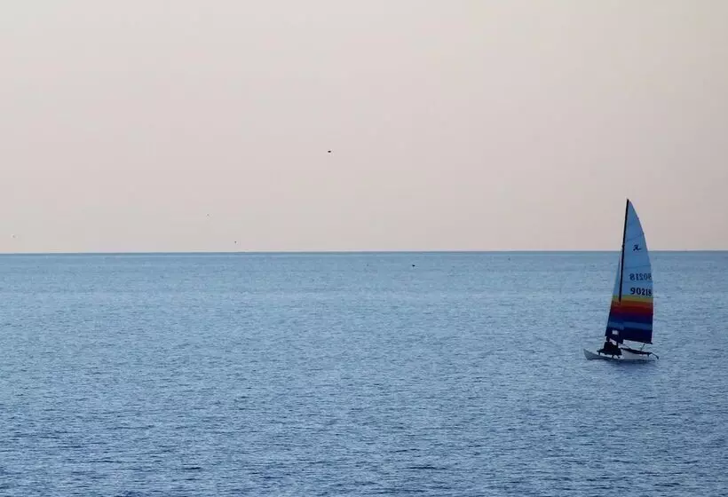 Hotelli Stella Del Mar