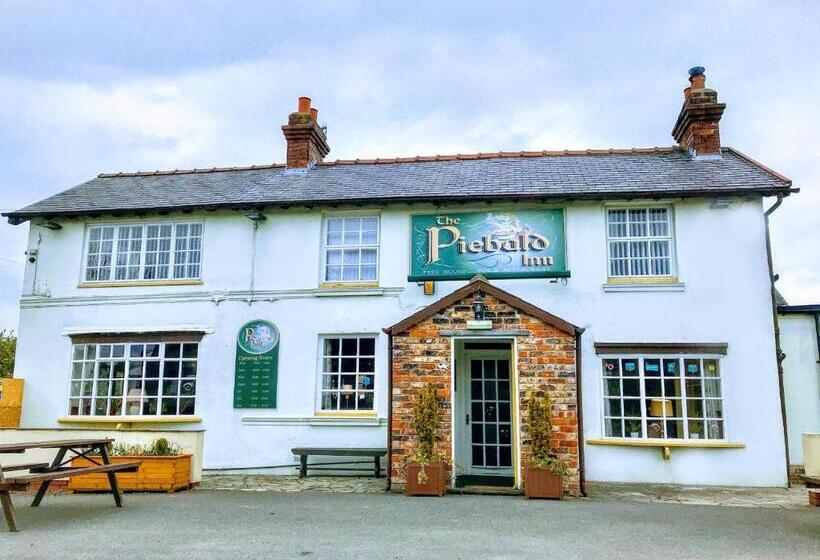 فندق The Piebald Inn