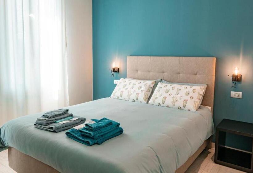 تختخواب و صبحانه Alla Riva