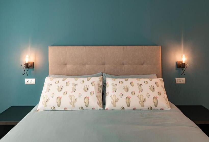 تختخواب و صبحانه Alla Riva