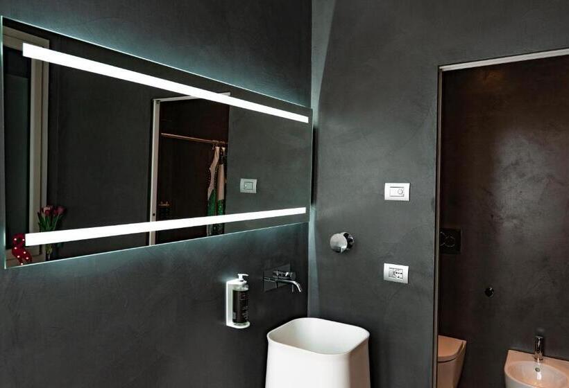 تختخواب و صبحانه Alla Riva