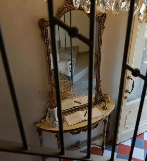 Aamiaismajoitus (B&B) Villa Marengo Guest House