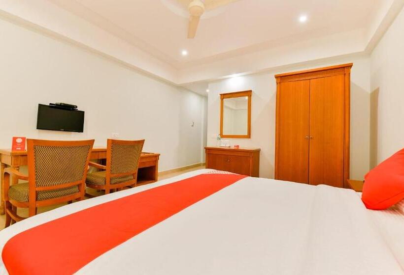 فندق Capital O Vembanad Tourist Home