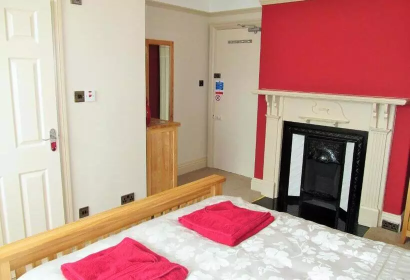 Majatalo Whitehaven Guest House