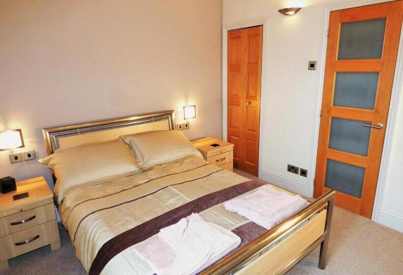 پانسیون Whitehaven Guest House