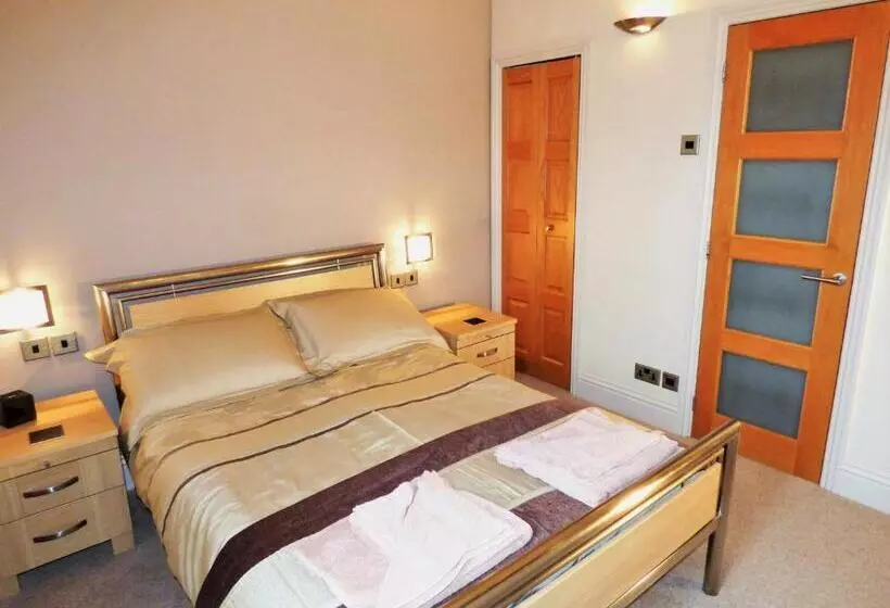 Majatalo Whitehaven Guest House