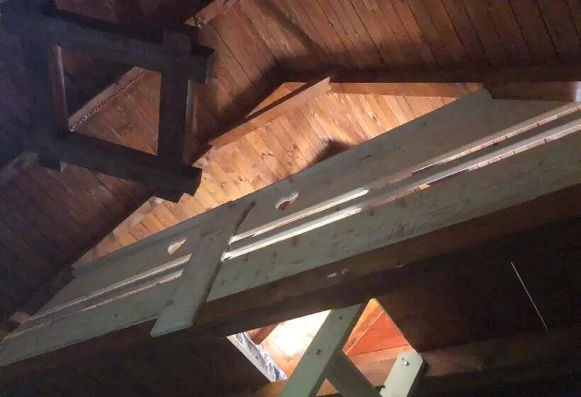 تختخواب و صبحانه Splav Slap   Bungalovi