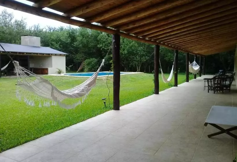 ユースホステル Arandu Ecolodge