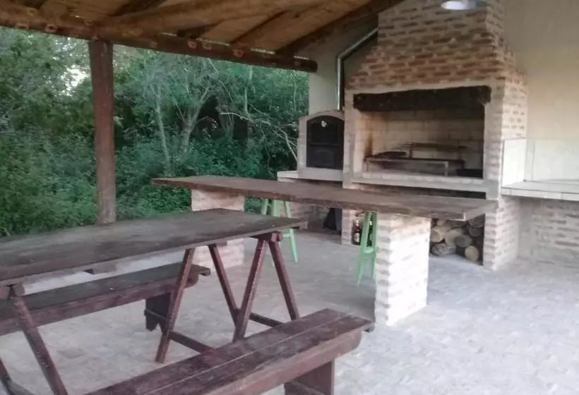 ユースホステル Arandu Ecolodge