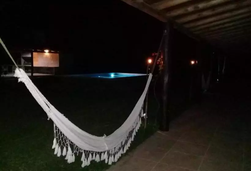 ユースホステル Arandu Ecolodge