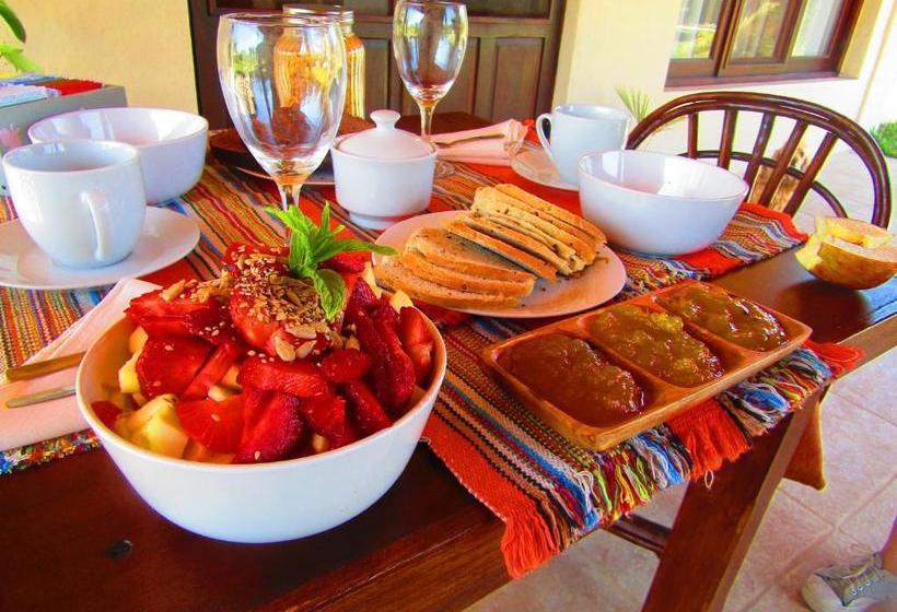 הוסטל Arandu Ecolodge