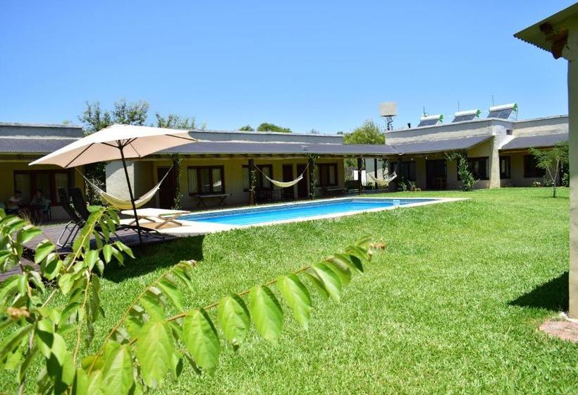 הוסטל Arandu Ecolodge