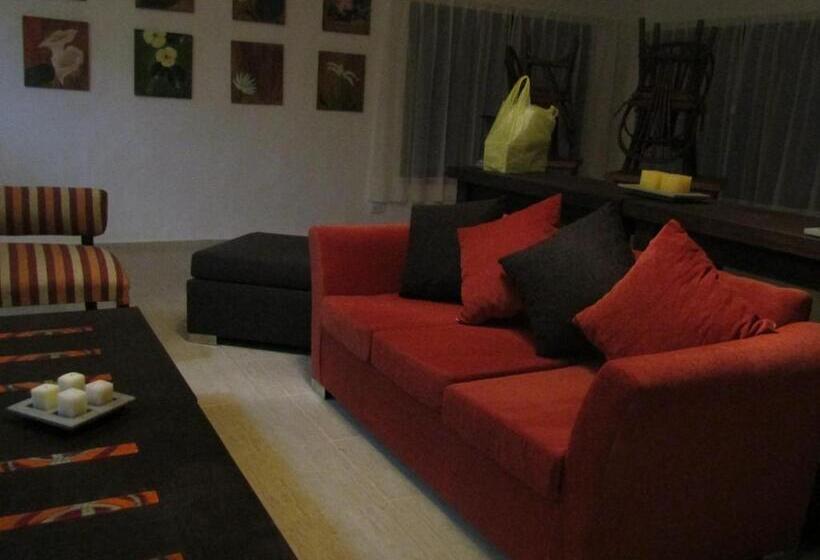 הוסטל Arandu Ecolodge