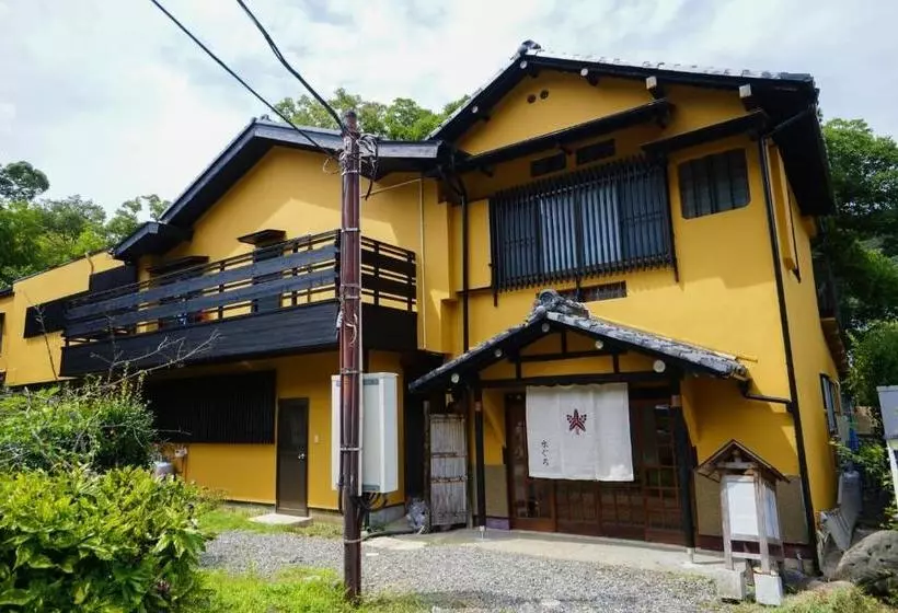 Retkeilymaja Onsen Yado Mizuguchi