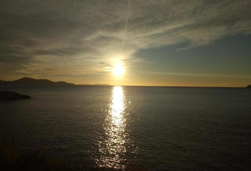 تختخواب و صبحانه Le Saint Louis Plage