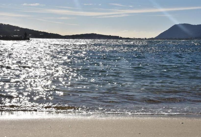 تختخواب و صبحانه Le Saint Louis Plage