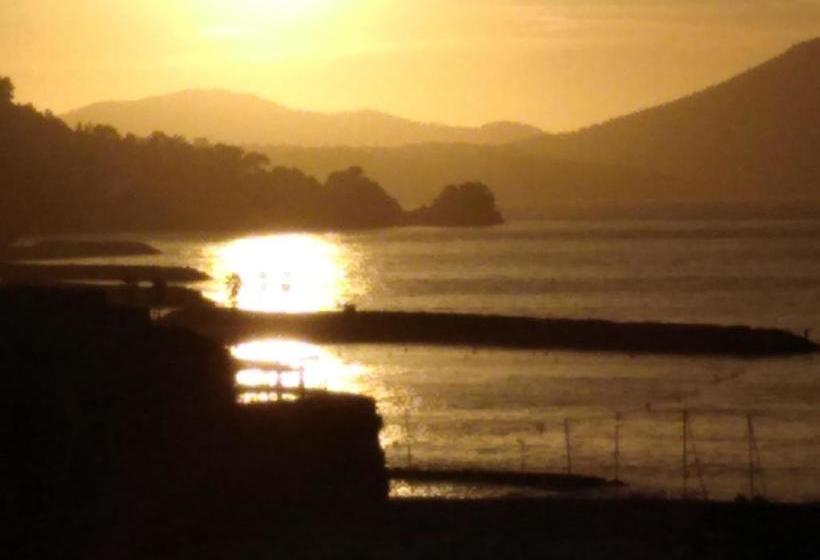 تختخواب و صبحانه Le Saint Louis Plage