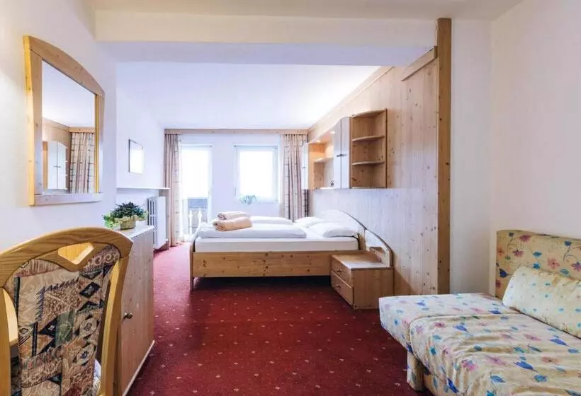 ホテル Schönwies