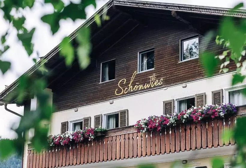 ホテル Schönwies