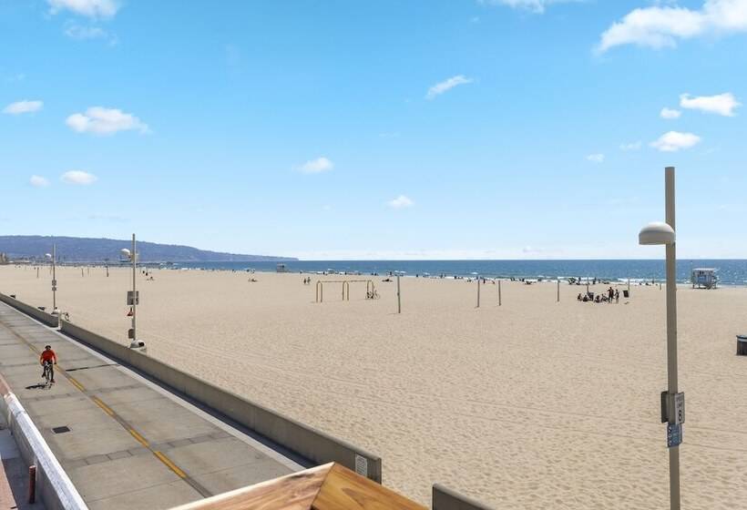 モーテル Sea Sprite Ocean Front