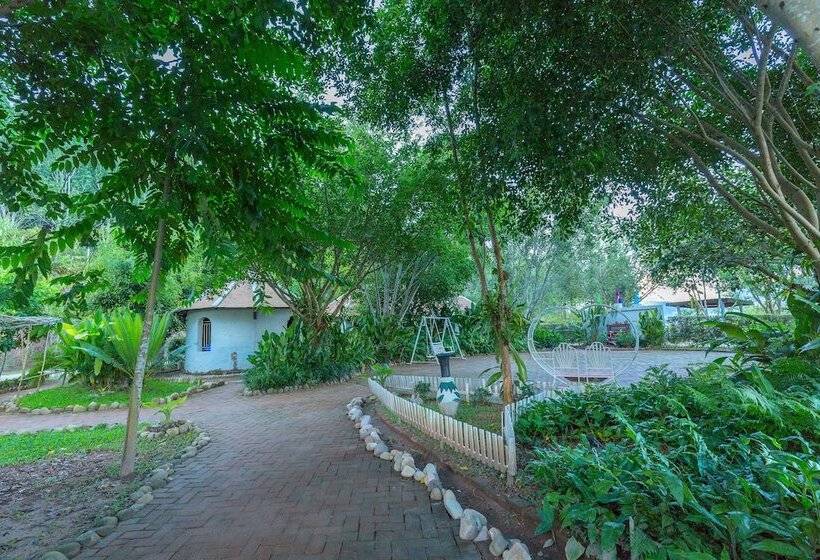 בית מלון כפרי Pou Villa