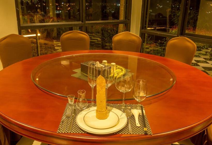 בית מלון כפרי Pou Villa