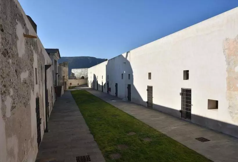 هاستل Locanda La Fortezza