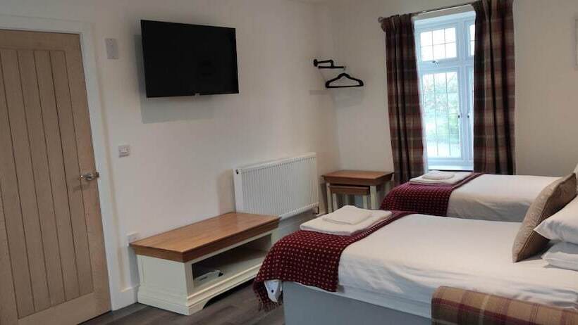 הוסטל Blackbird House, Apartments And Studios