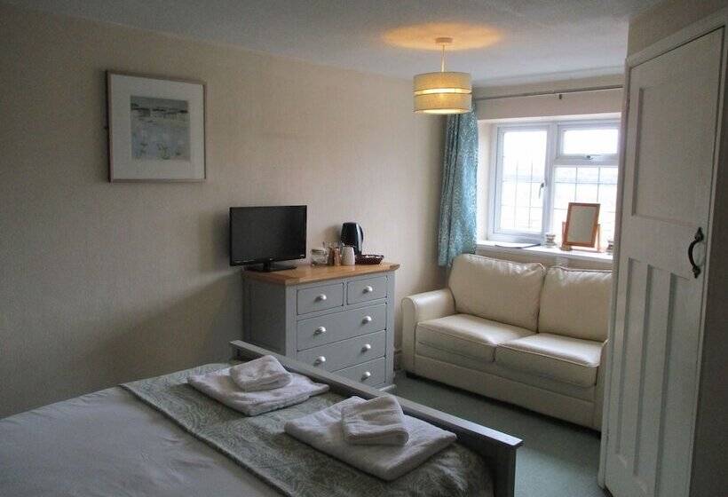 הוסטל Blackbird House, Apartments And Studios