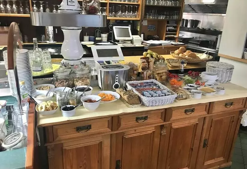 Hotelli Kriemhilde Dependance