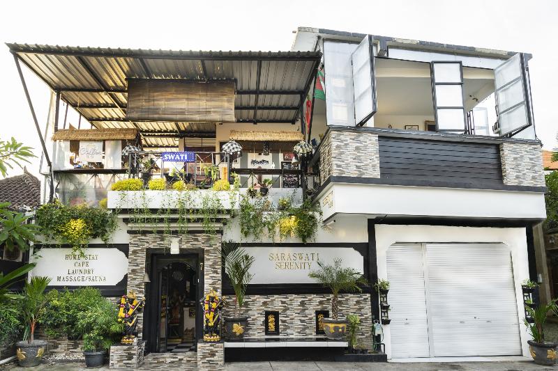 ホテル Oyo 505 Saraswati Serenity