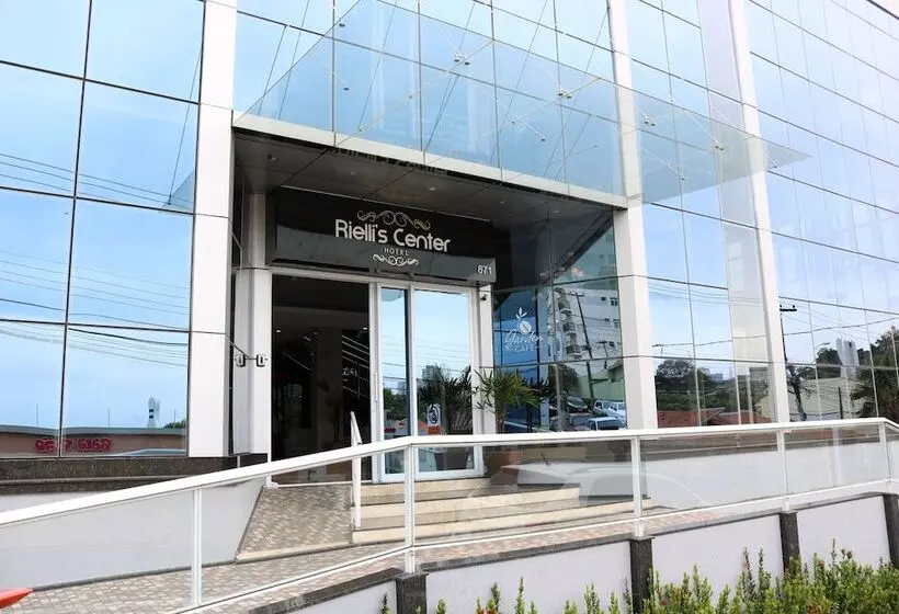 Hotelli Riellis Center