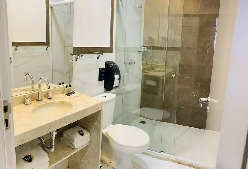 Hotelli Riellis Center