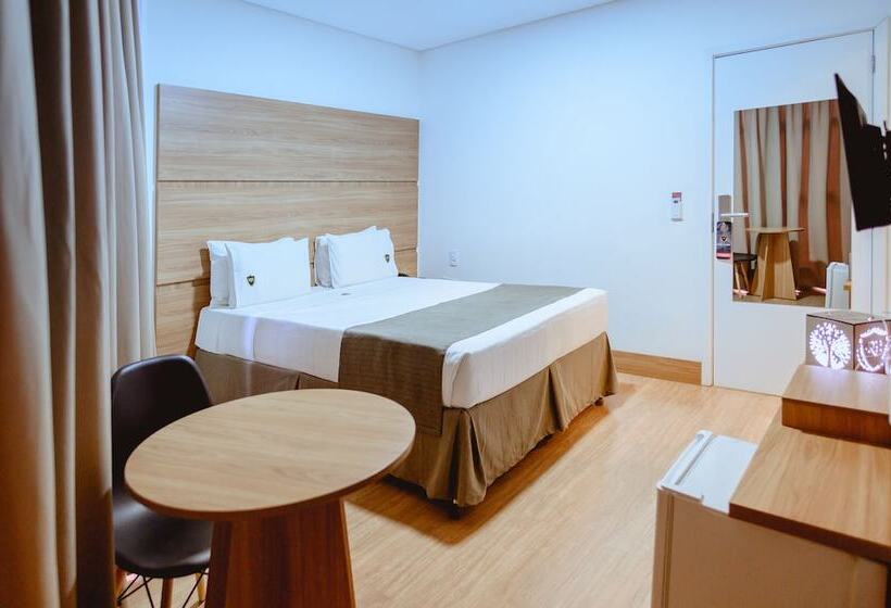 Hotel Riellis Center